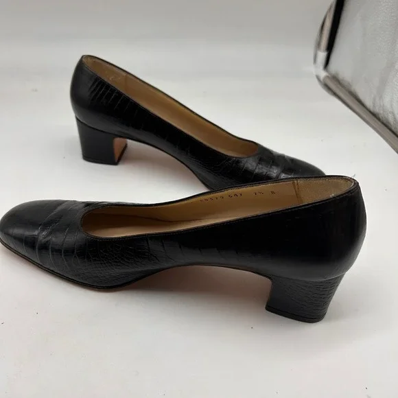 Salvatore Ferragamo Black Croc Leather Block Heel Pump Square Toe Italy Size 7.5 - Picture 10 of 10